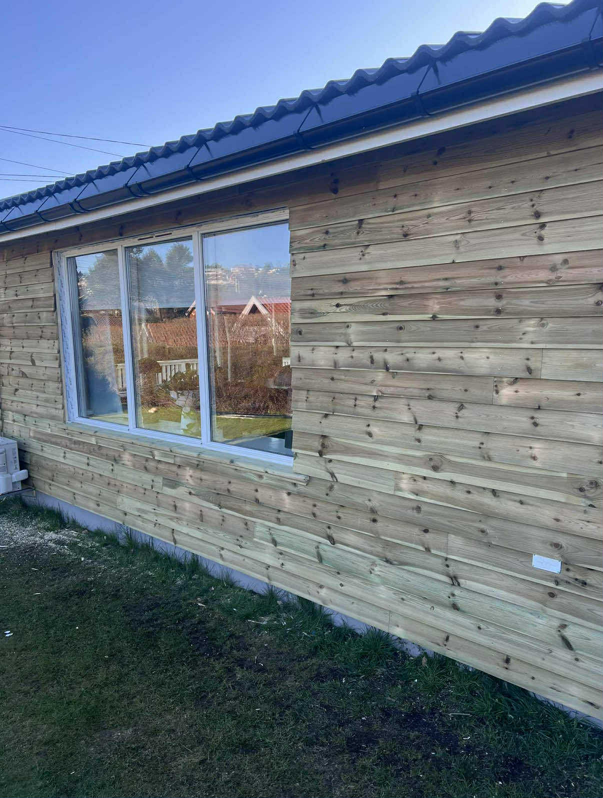 Isolering av vegg etter. + ny kledning